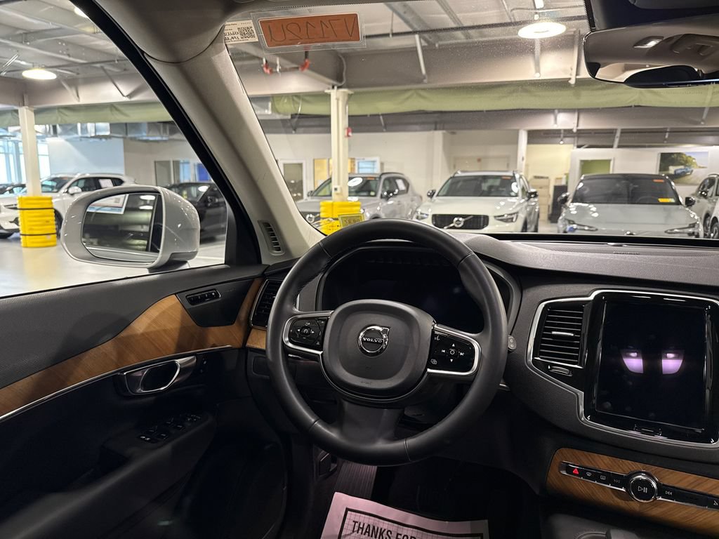 Certified 2024 Volvo XC90 T8 Plus w/ Protection Package Premier AWD/4WD image 23