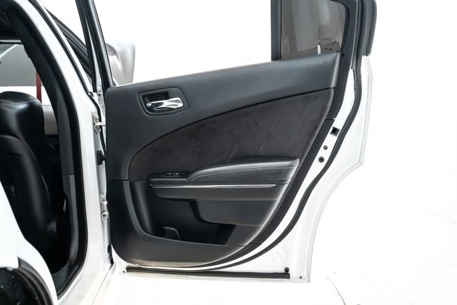 Used 2015 Dodge Charger SRT Hellcat image 23