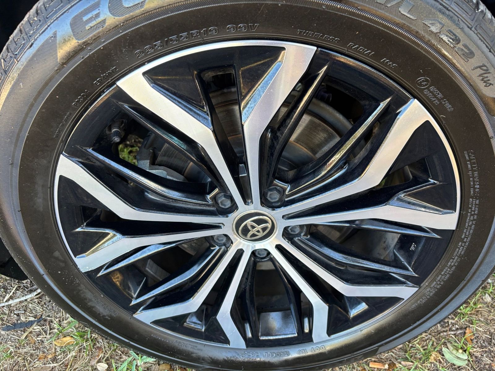 Used 2025 Toyota Crown XLE image 31