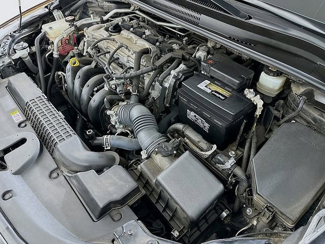 Used 2021 Toyota Corolla LE w/ Carpet Mat Package (TMS) FWD image 29