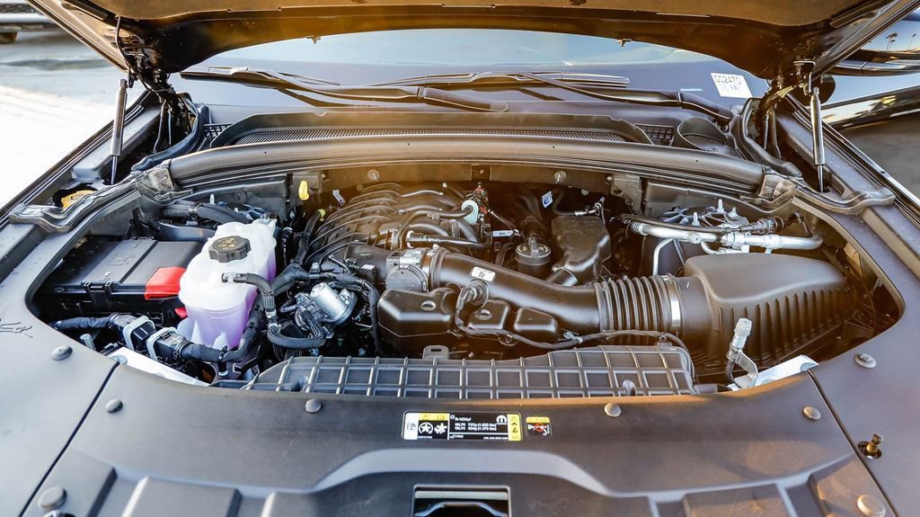 New 2025 Jeep Grand Cherokee Altitude image 28