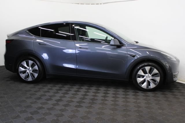 Used 2021 Tesla Model Y Long Range AWD/4WD image 5
