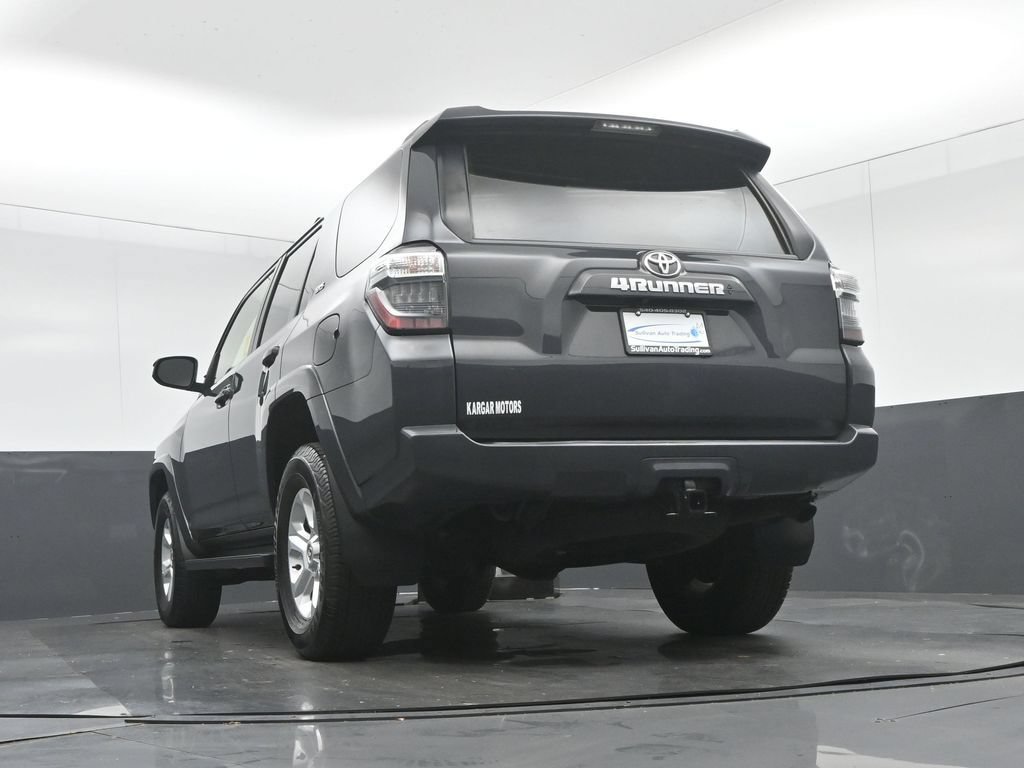 Used 2024 Toyota 4Runner SR5 AWD/4WD image 51
