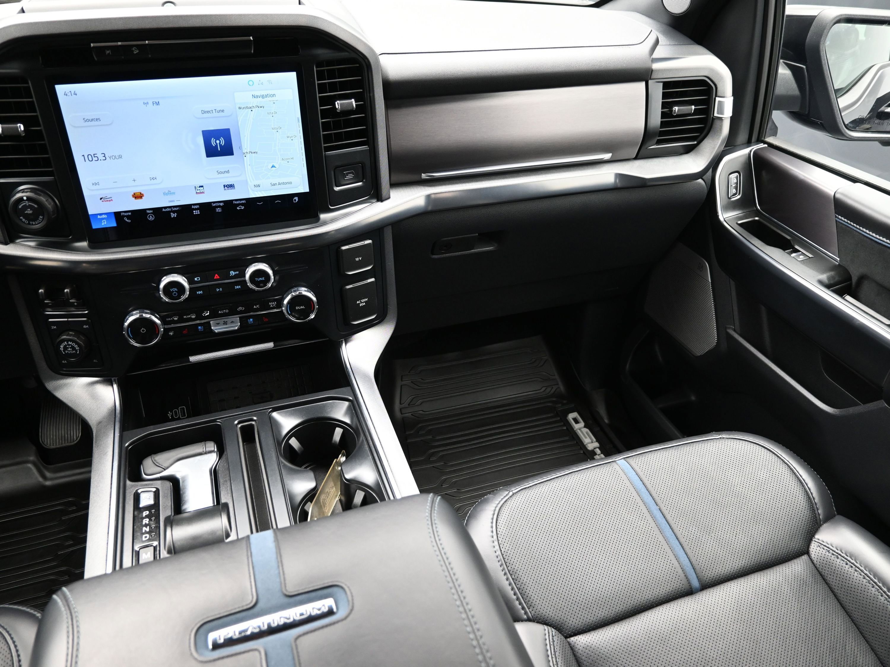 Used 2025 Ford F150 Platinum w/ FX4 Off-Road Package image 39