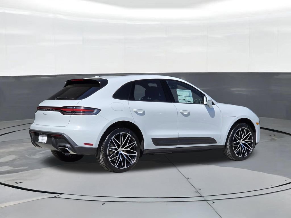 New 2026 Porsche Macan AWD/4WD image 8