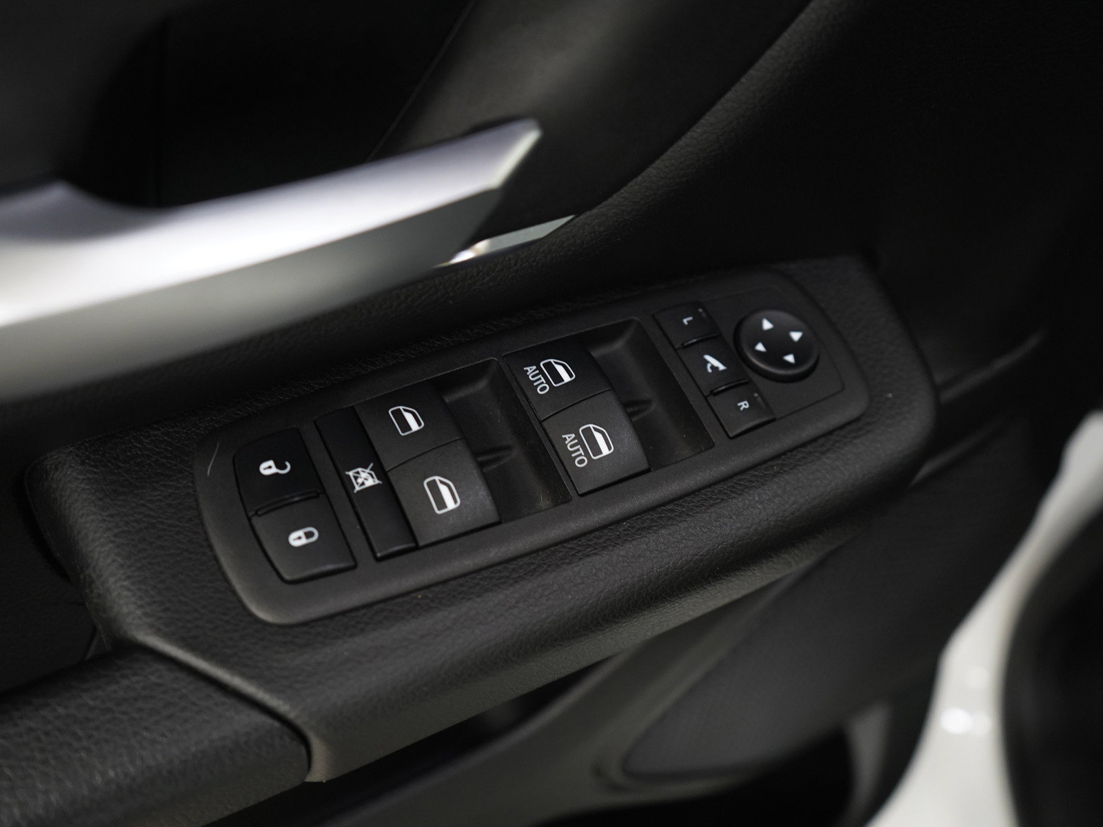 Used 2024 RAM 1500 Big Horn AWD/4WD image 19