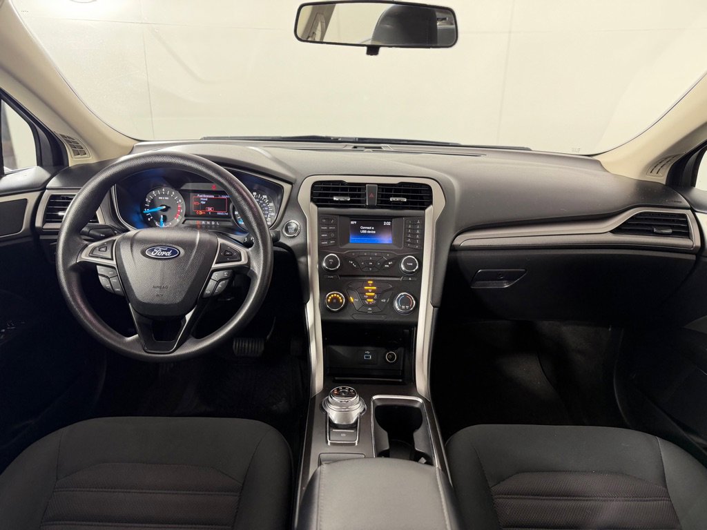 Used 2018 Ford Fusion SE image 21