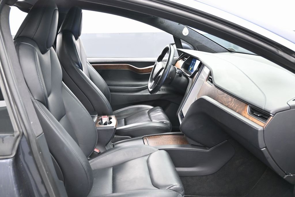 Used 2021 Tesla Model X Long Range image 34