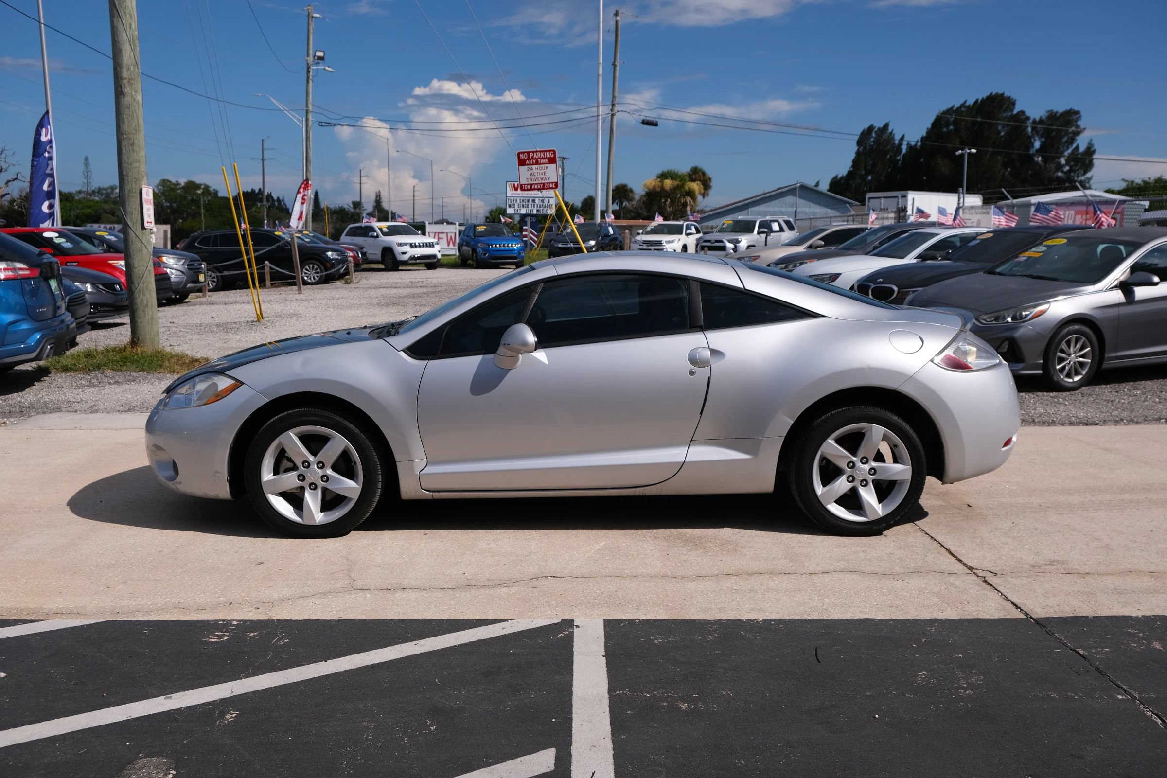 Used 2007 Mitsubishi Eclipse GS FWD image 9