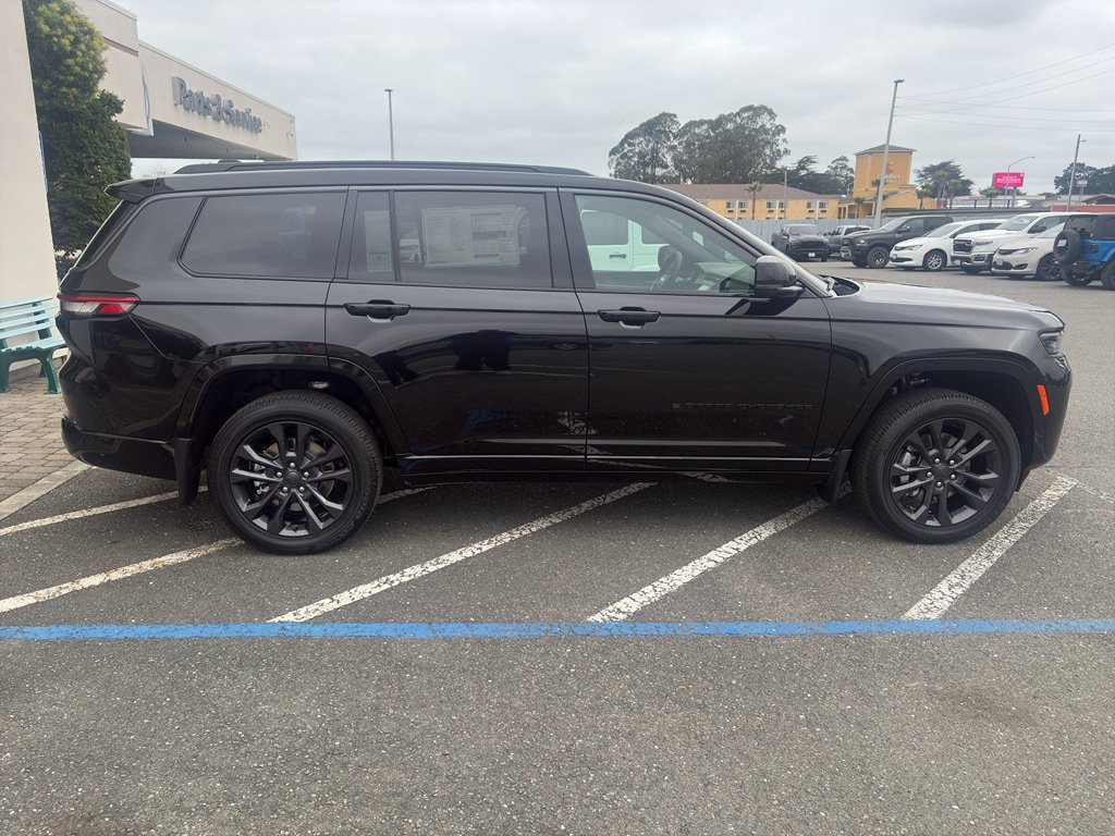 New 2026 Jeep Grand Cherokee L Limited AWD/4WD image 26