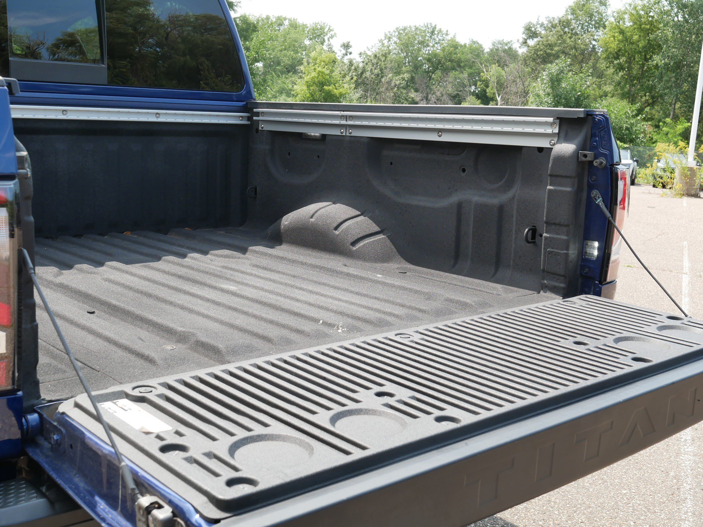 Certified 2024 Nissan Titan PRO-4X w/ Pro-4x Convenience Package AWD/4WD image 18