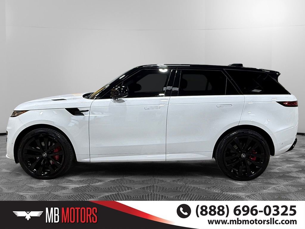 Used 2025 Land Rover Range Rover Sport Dynamic SE image 9