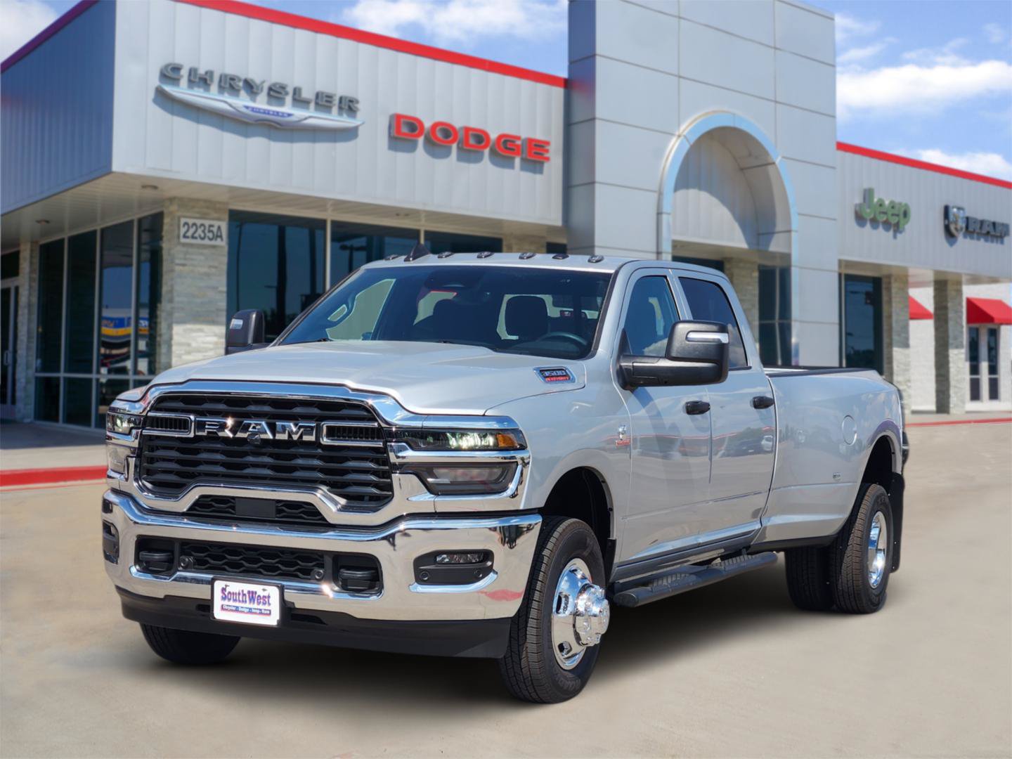New 2027 RAM 3500 Tradesman AWD/4WD image 2