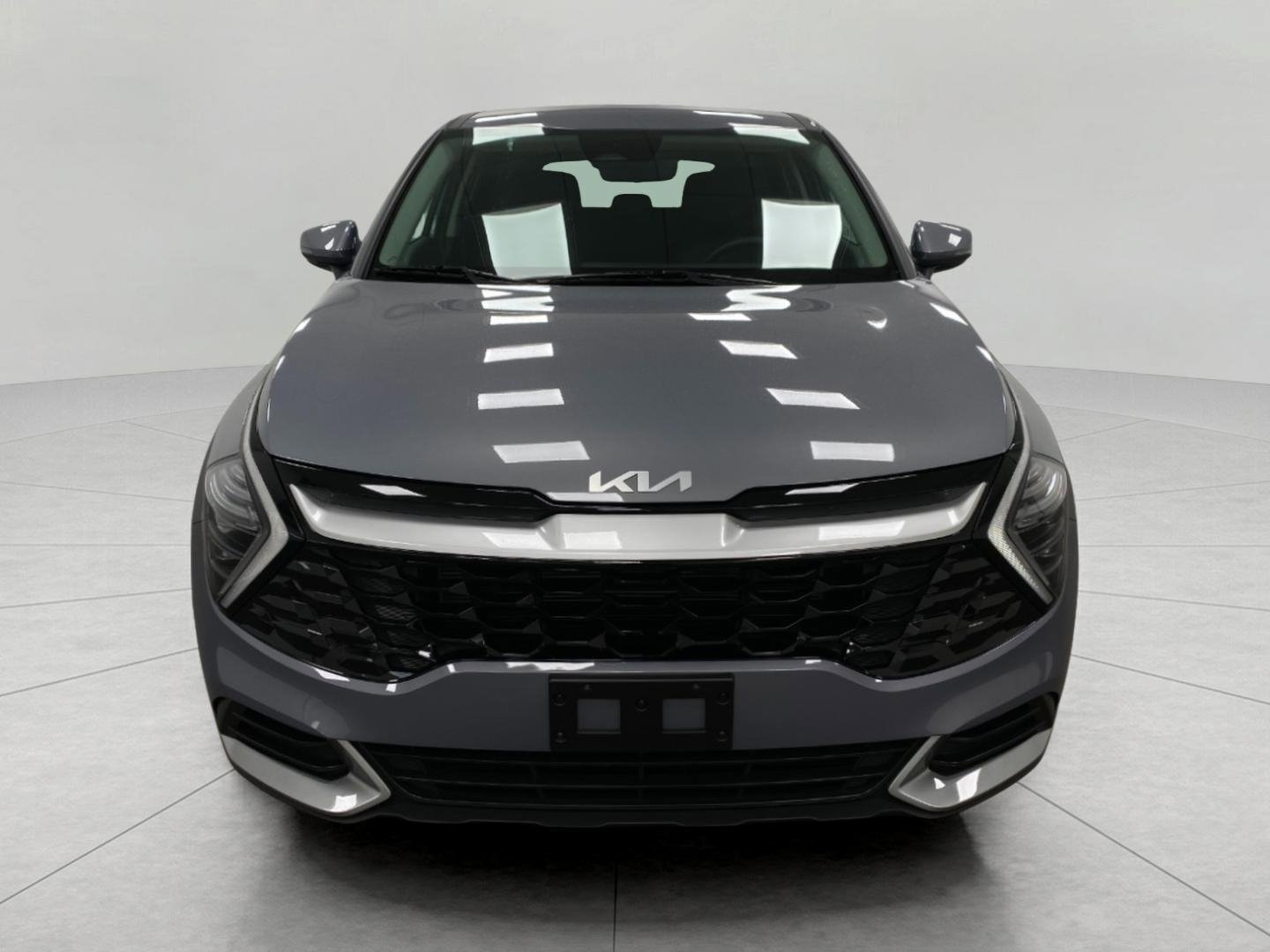 Used 2025 Kia Sportage EX image 9