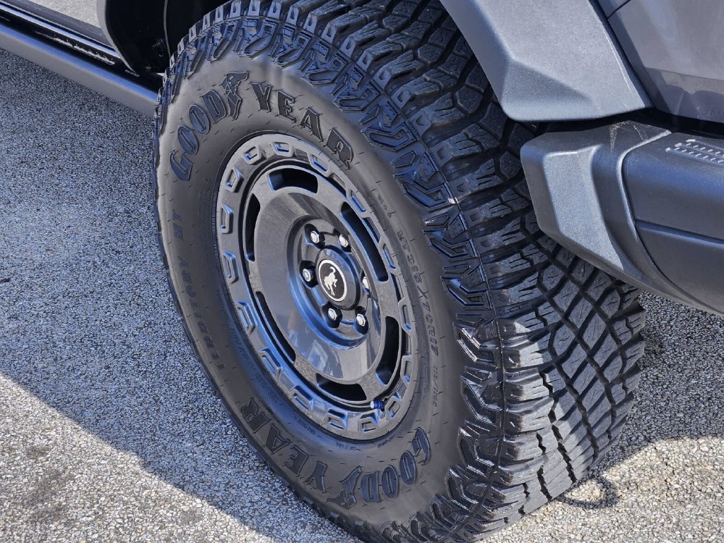 Certified 2024 Ford Bronco Badlands AWD/4WD image 8