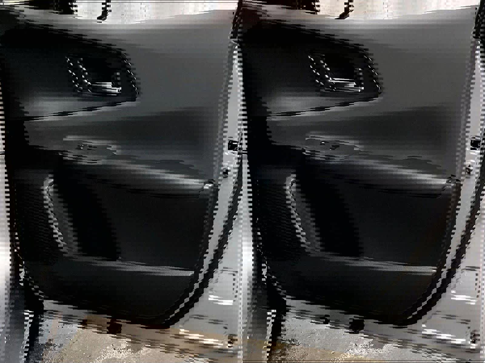 Used 2024 Toyota Prius XLE image 12