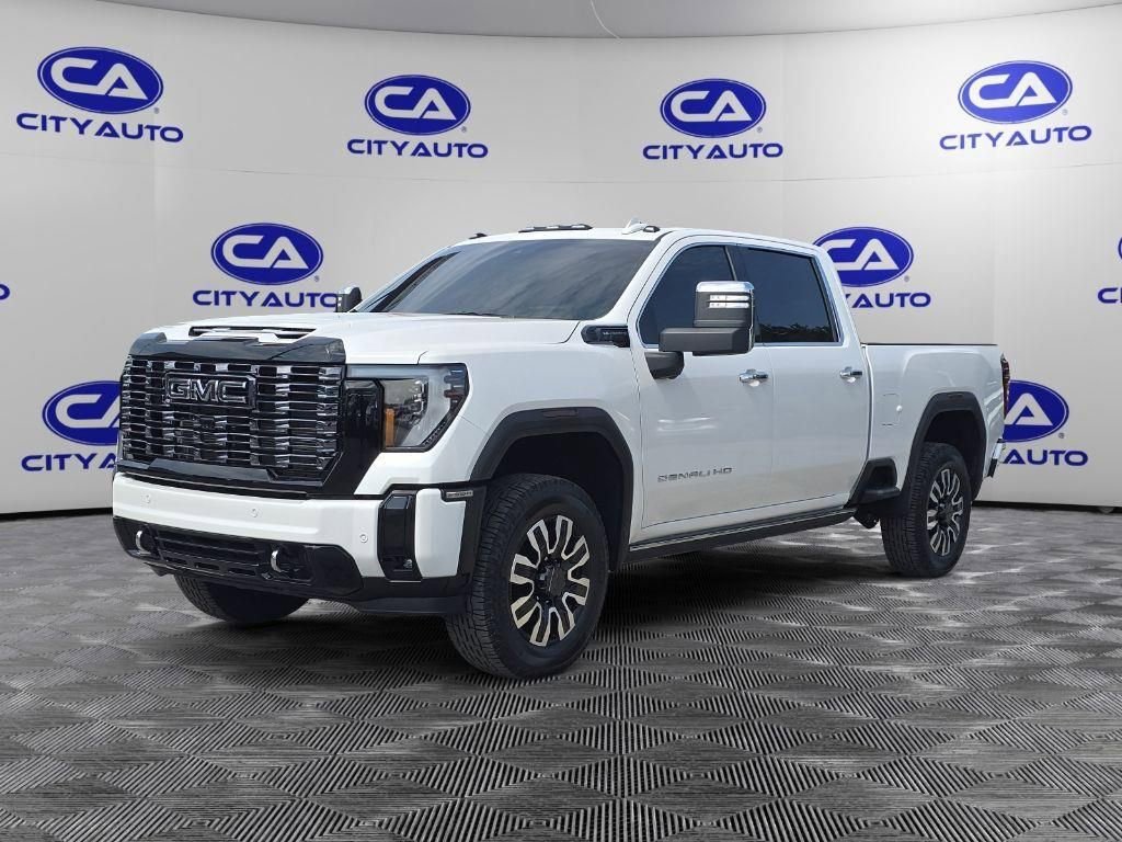 Used 2025 GMC Sierra 2500 Denali Ultimate w/ Snow Plow Prep/Camper Package image 10