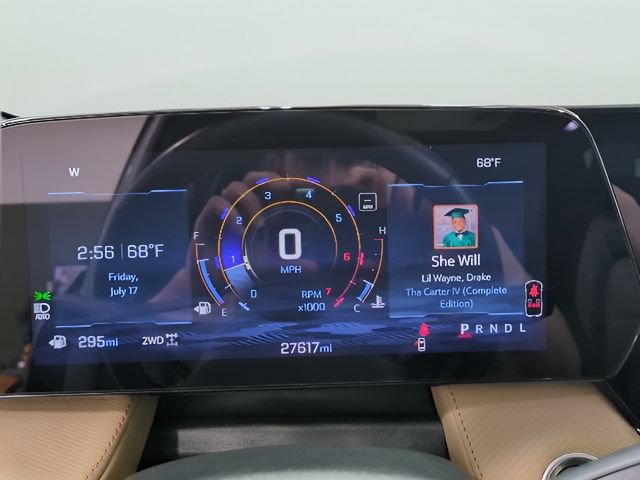 Used 2025 Chevrolet Equinox ACTIV w/ Safety and Technology Package AWD/4WD image 8