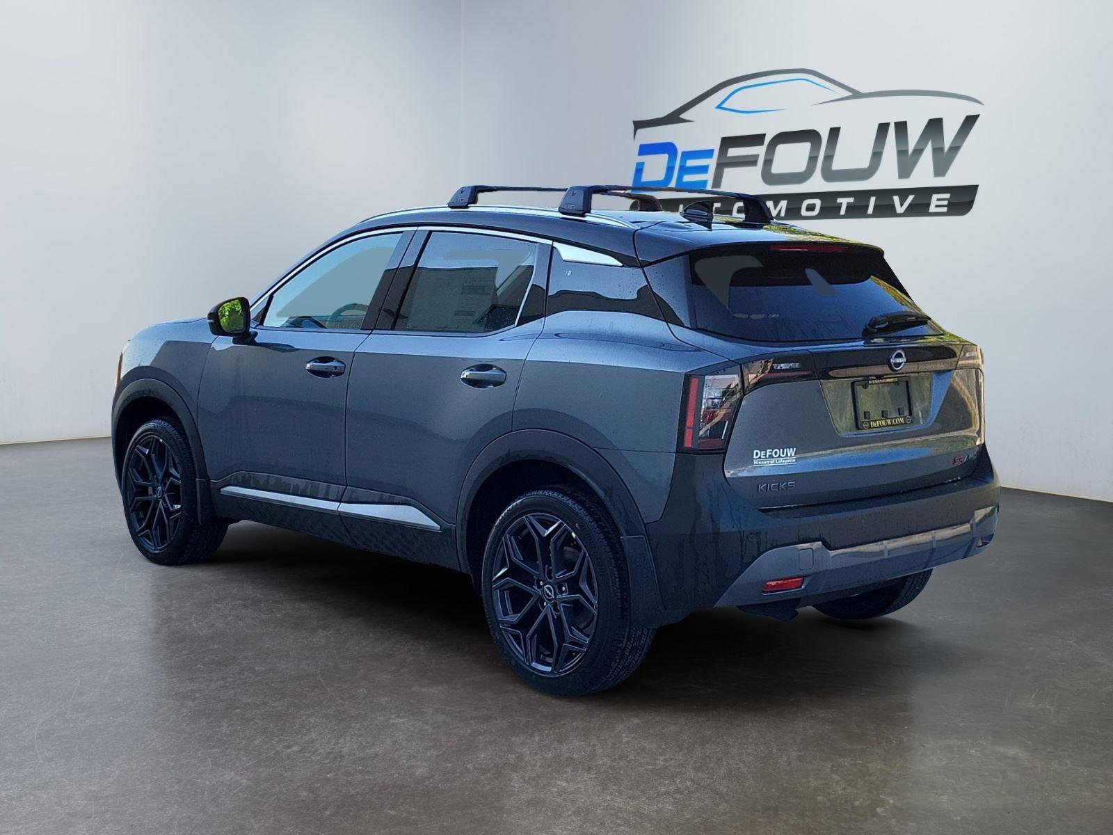 New 2026 Nissan Kicks SR w/ SR Premium Package image 5