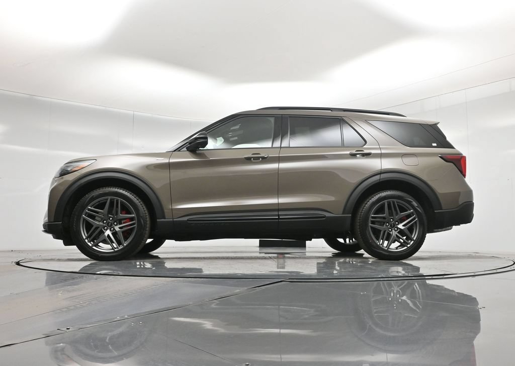 New 2026 Ford Explorer ST-Line w/ ST-Line Street Pack AWD/4WD image 55