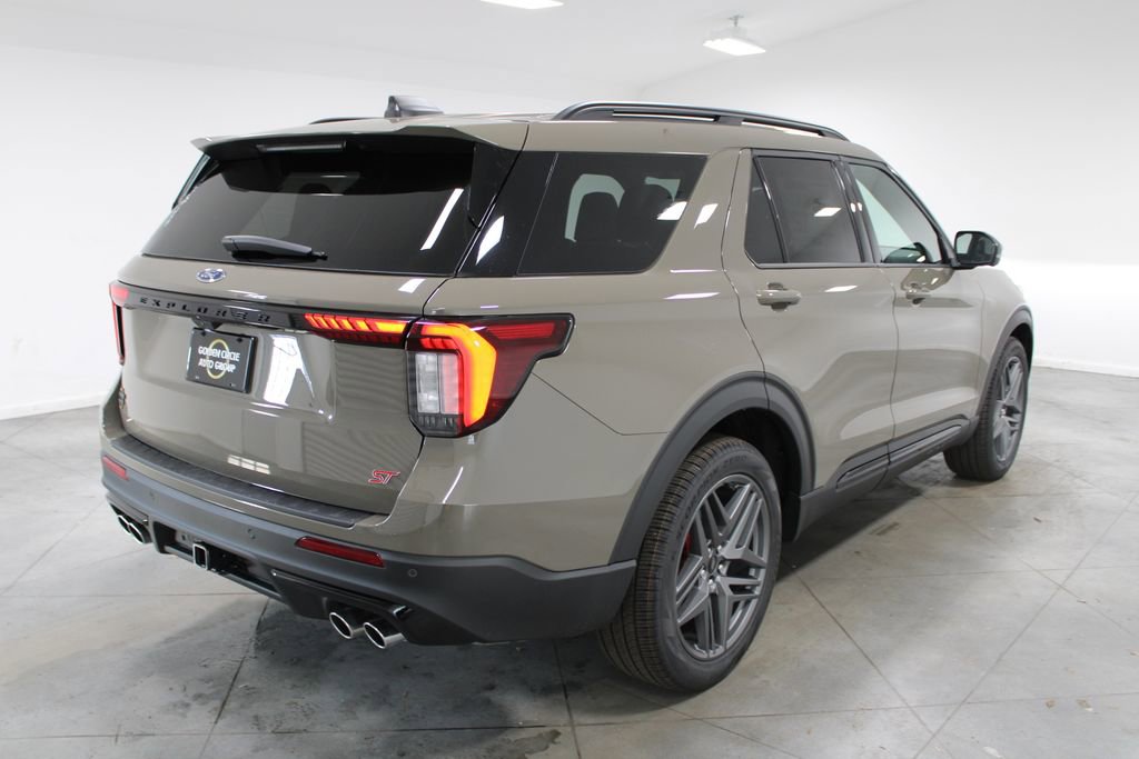 New 2026 Ford Explorer ST image 8