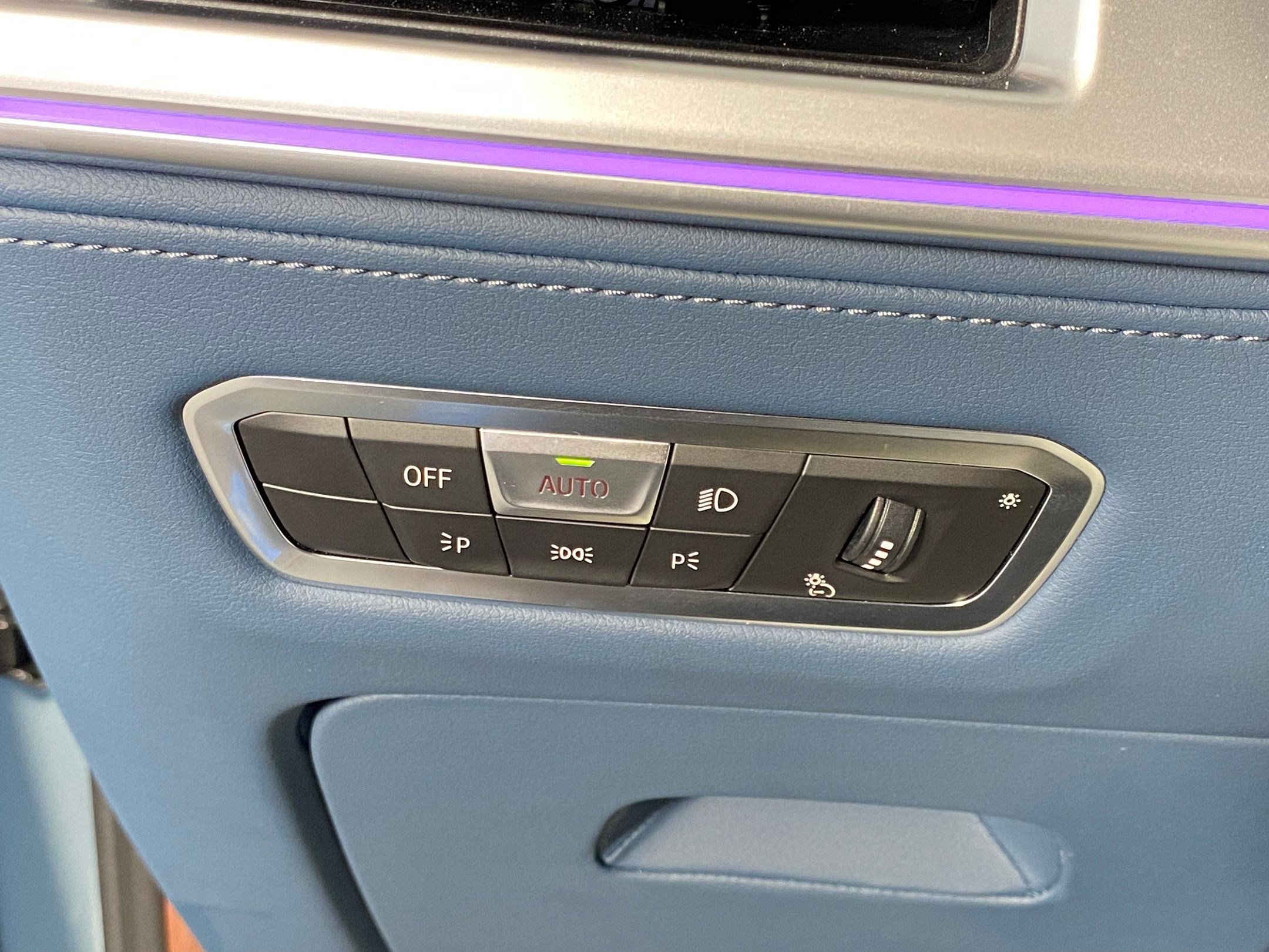 Used 2023 BMW XM image 17