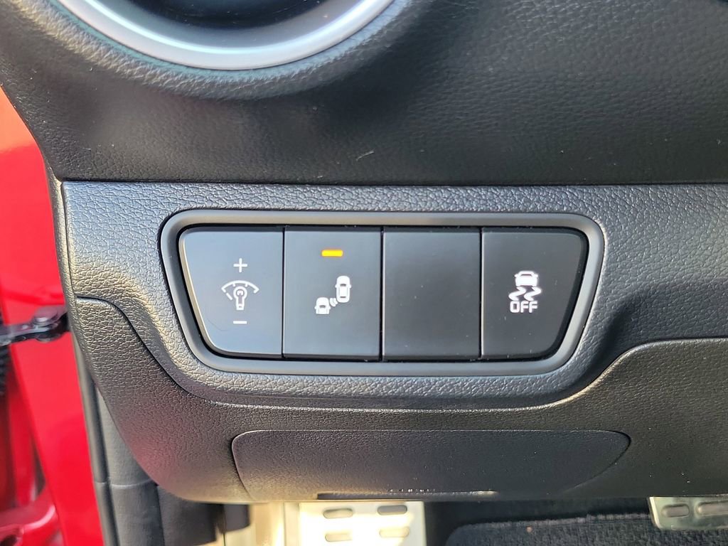 Used 2022 Kia Forte GT image 21