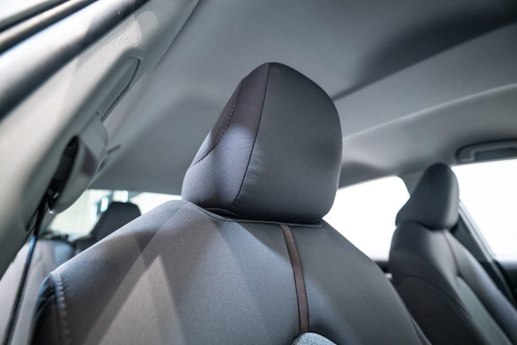 Used 2019 Toyota Camry LE FWD image 15