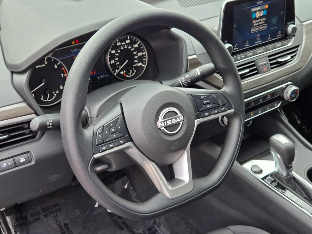 New 2026 Nissan Altima 2.5 SV AWD/4WD image 17