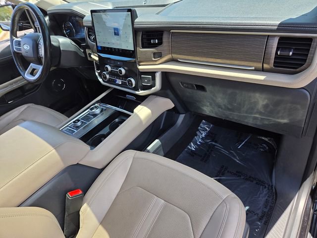 Used 2024 Ford Expedition Max Limited AWD/4WD image 19