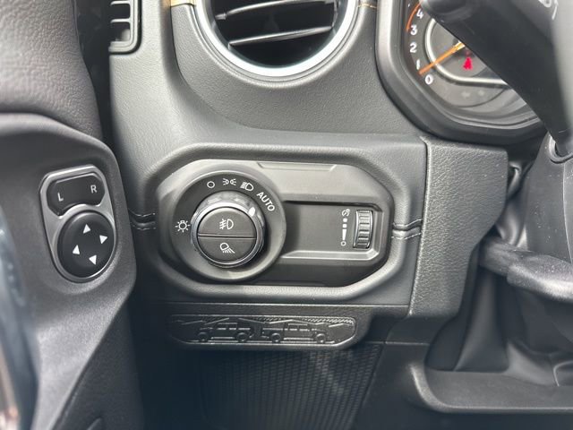 New 2026 Jeep Gladiator Sport AWD/4WD image 21