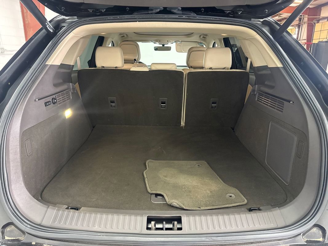 Used 2020 Lincoln Nautilus Reserve w/ Monochromatic Package image 19