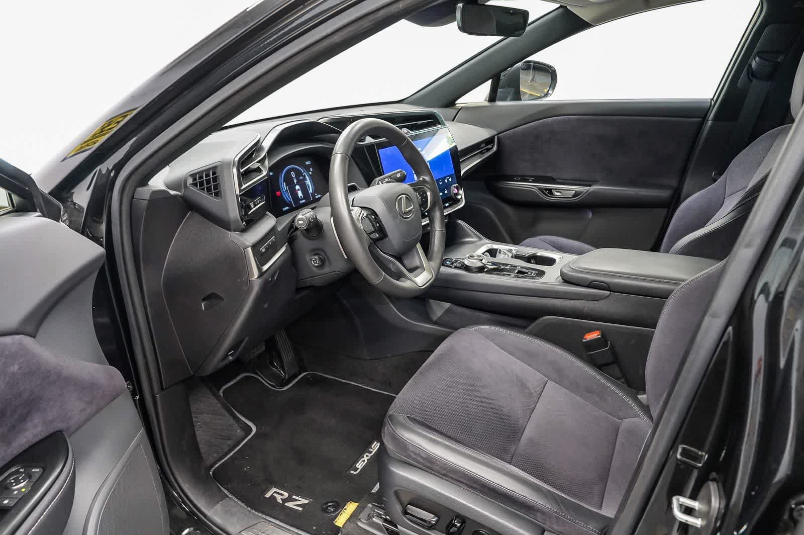 Used 2024 Lexus RZ 300e Premium w/ Accessory Package (Z1) FWD image 17