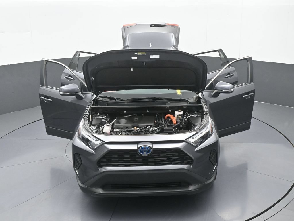 Used 2024 Toyota RAV4 XLE AWD/4WD image 65