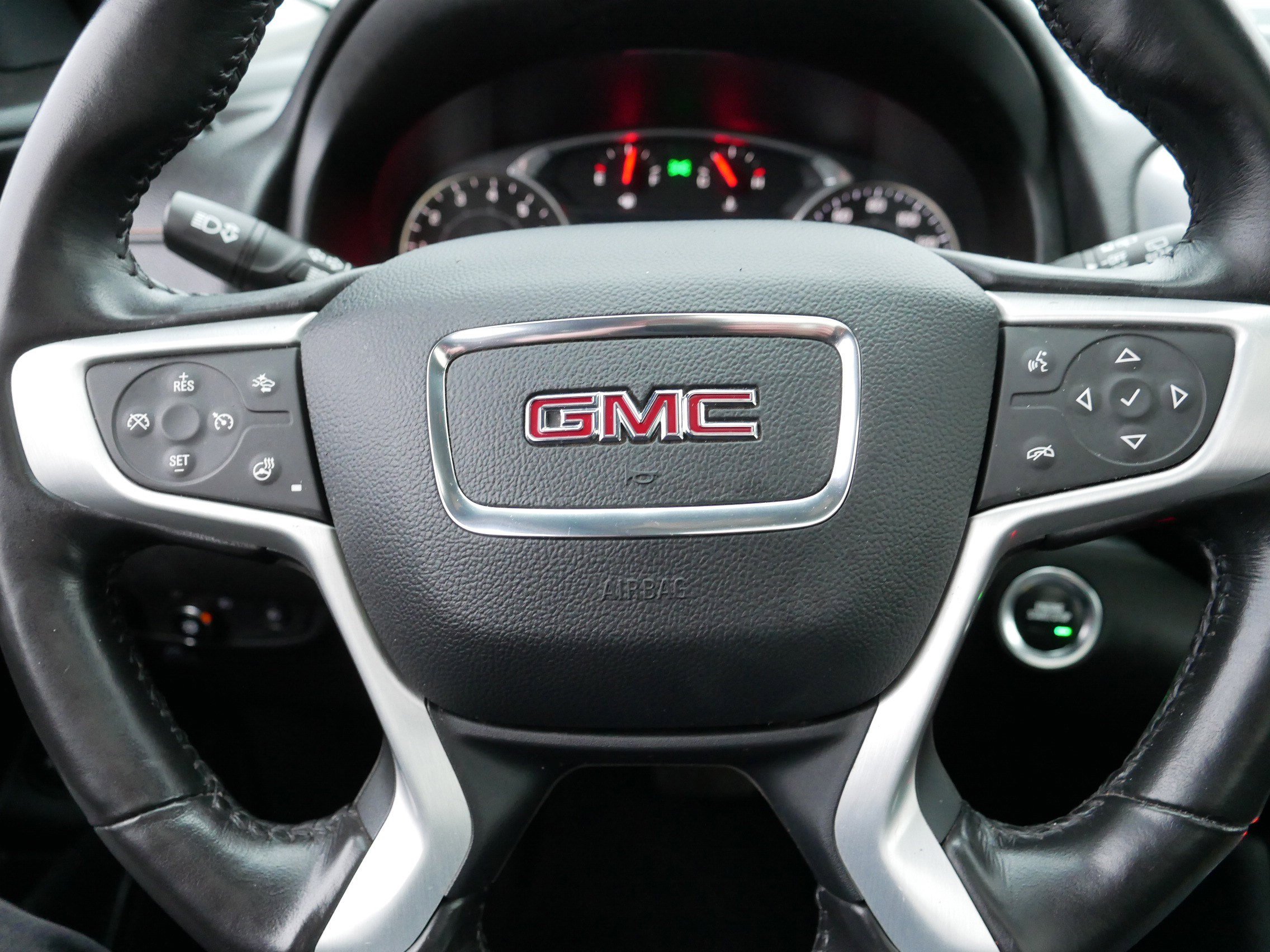 Used 2020 GMC Terrain SLT w/ Preferred Package image 25