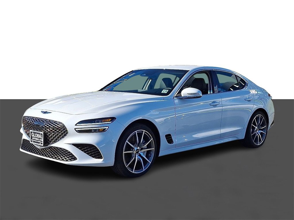 Used 2024 Genesis G70 2.5T image 3