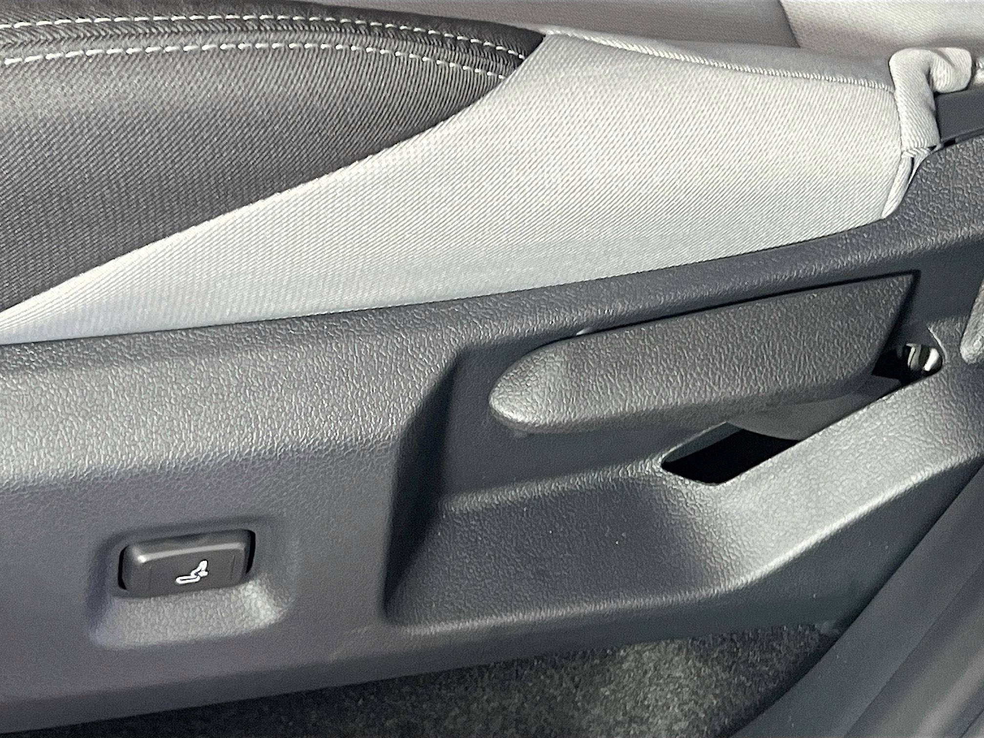 Used 2025 Toyota Tacoma TRD Sport image 15