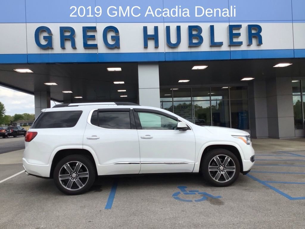 Used 2019 GMC Acadia Denali w/ Technology Package AWD/4WD image 2