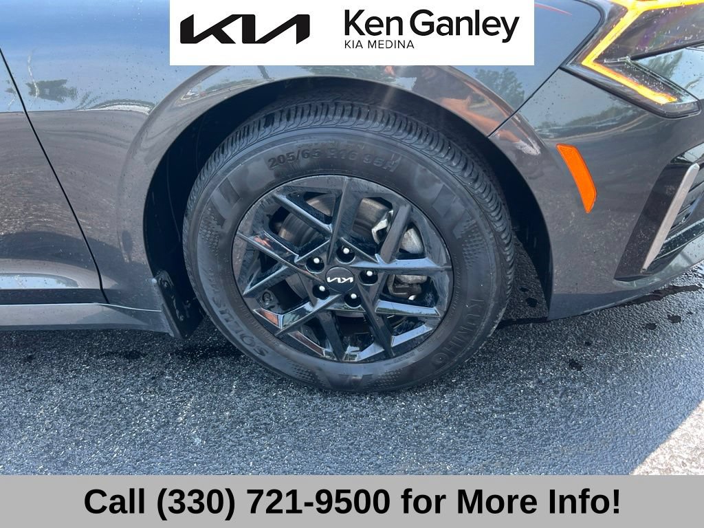Certified 2025 Kia K5 LXS FWD image 22