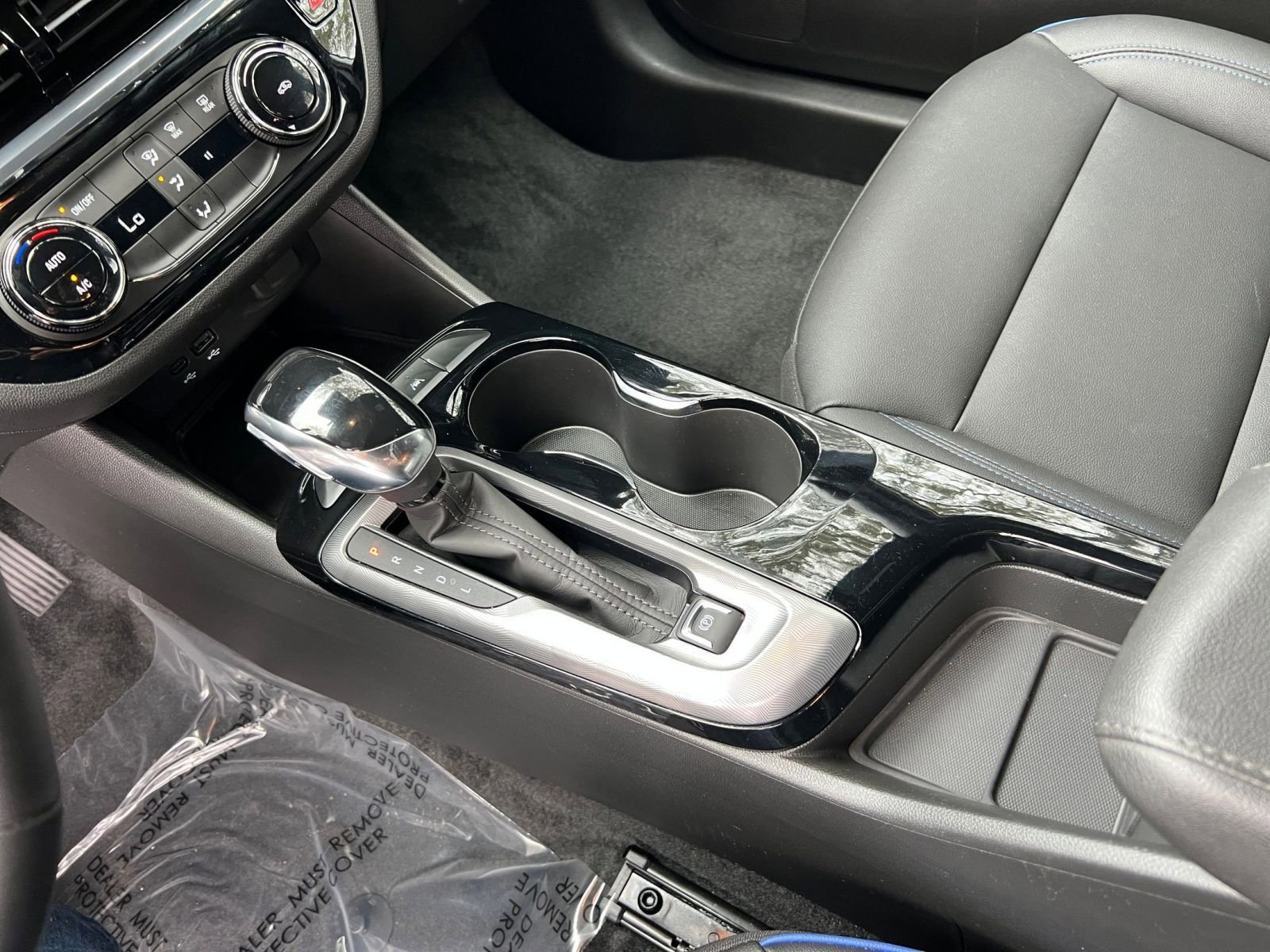 Used 2025 Buick Envista Sport Touring FWD image 37