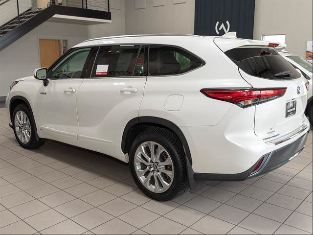 Used 2020 Toyota Highlander Limited w/ Protection Package #3 AWD/4WD image 23
