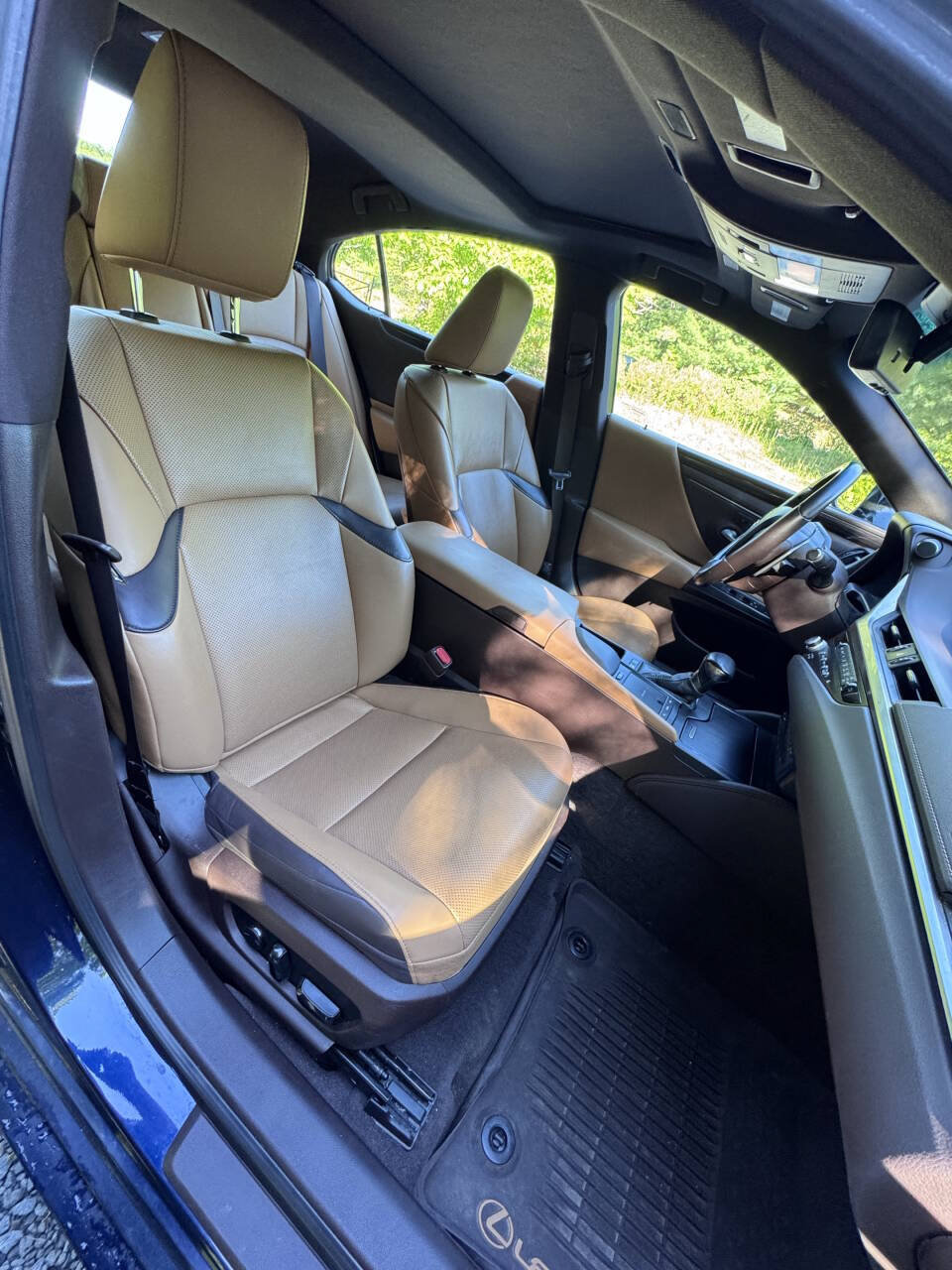 Used 2021 Lexus ES 300h w/ Premium Package FWD image 8