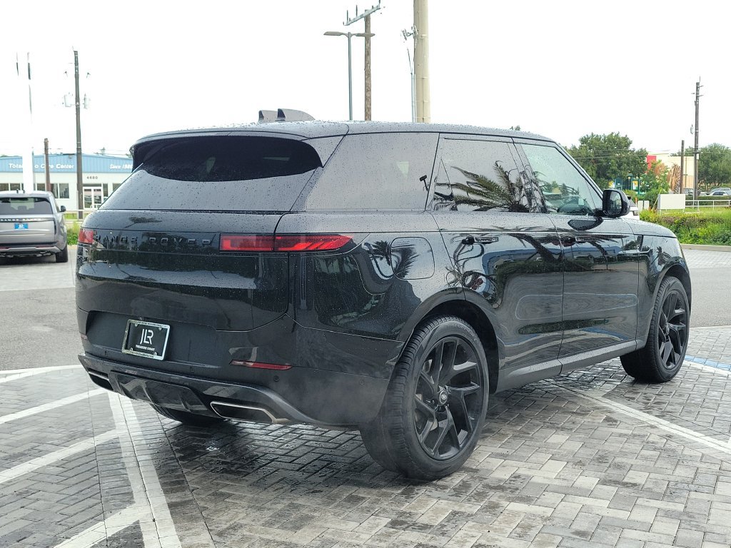 Certified 2024 Land Rover Range Rover Sport SE AWD/4WD image 5