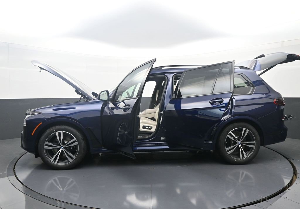 New 2026 BMW X7 xDrive40i w/ M Sport Package image 50