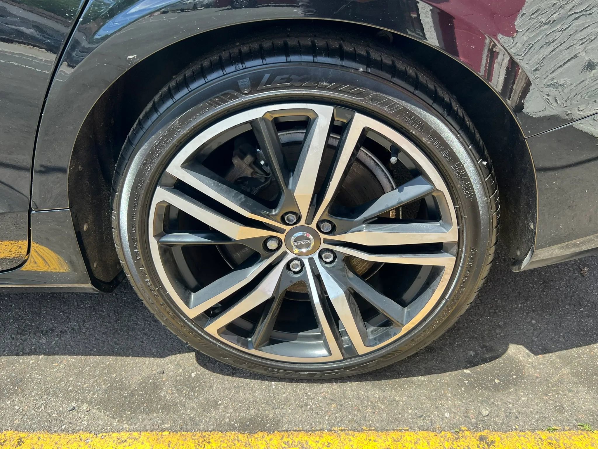 Used 2019 Volvo S60 T6 R-Design AWD/4WD image 10