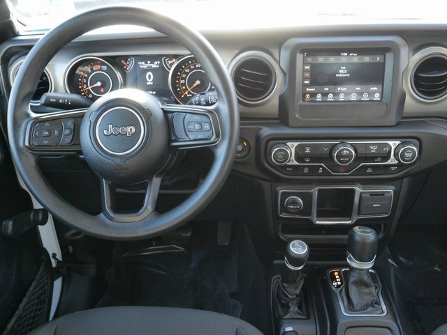 Used 2022 Jeep Wrangler Unlimited Sport image 16