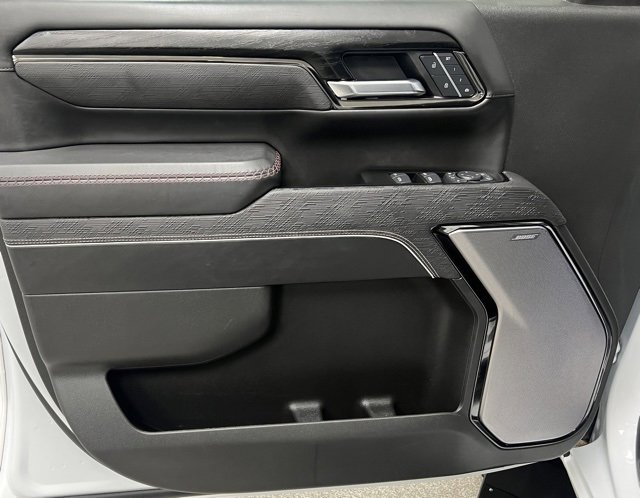 Used 2025 GMC Sierra 2500 AT4X w/ AT4X AEV Edition image 22