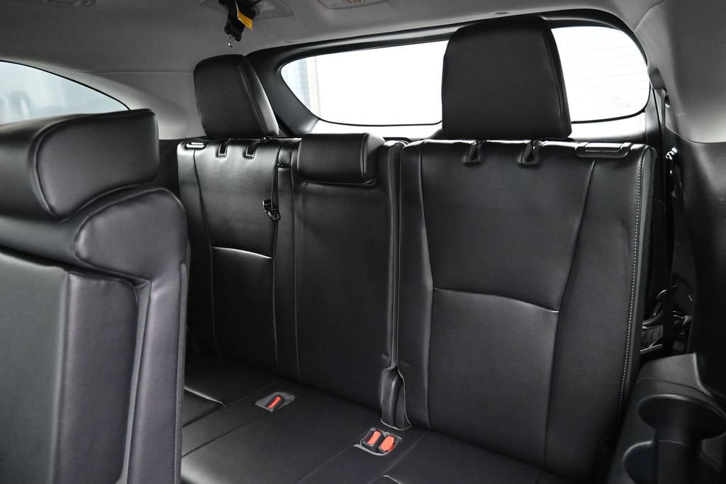 Used 2022 Toyota Highlander Limited AWD/4WD image 32