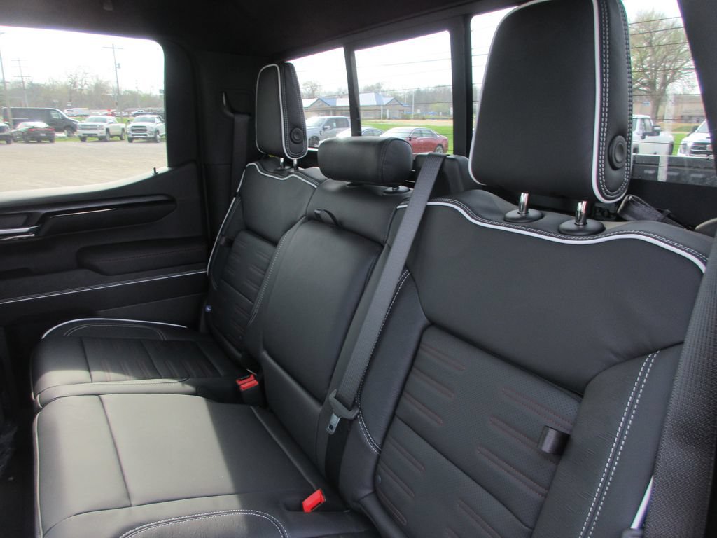 New 2026 GMC Sierra 1500 AT4X AWD/4WD image 16