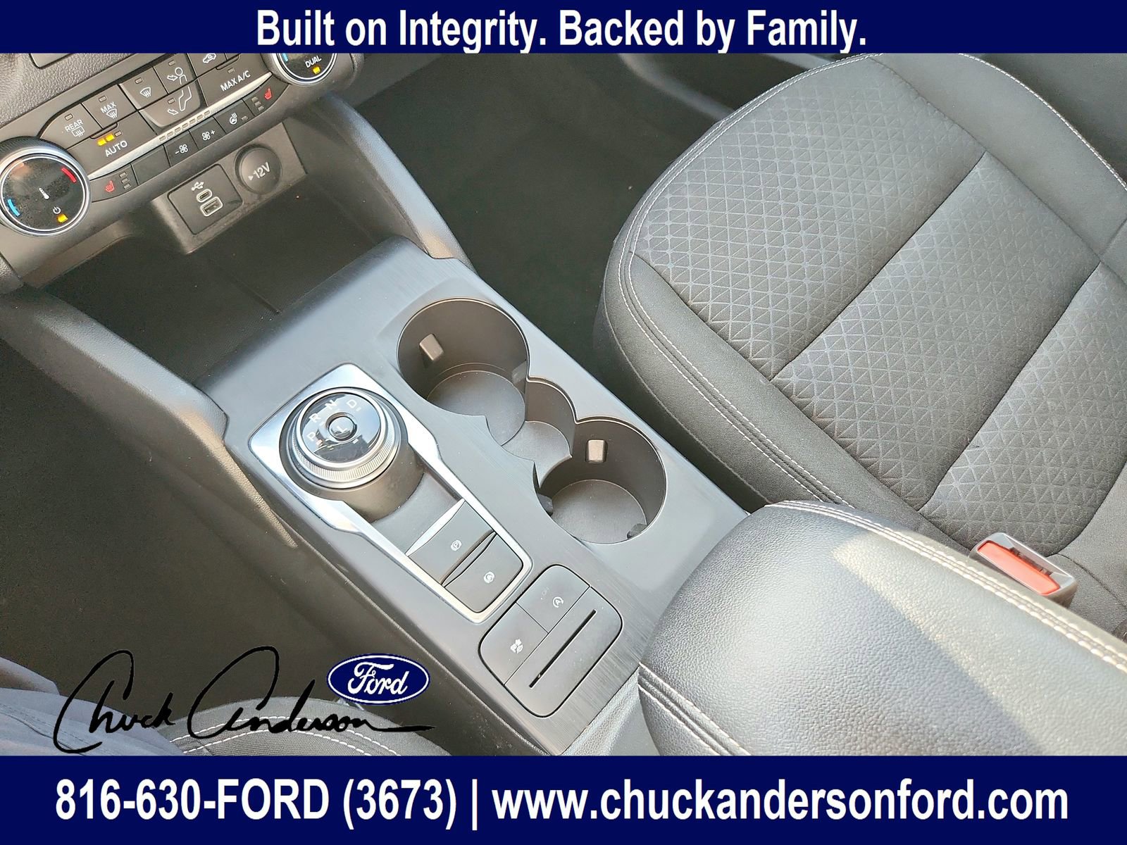 Used 2024 Ford Escape Active w/ Cold Weather Package FWD image 16